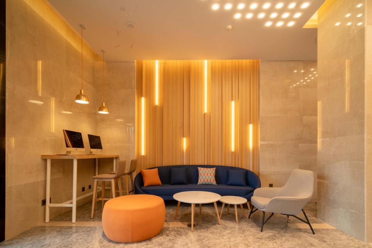 Holiday Inn Express Huaibei City Center, An Ihg Hotel Екстер'єр фото